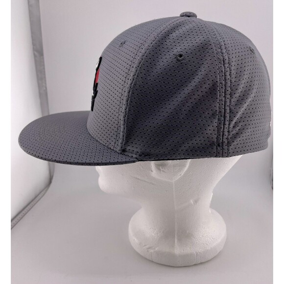 Pacific Headwear Eight18 Embroidered Viking Patch Fitted Cap Gray Men's S-M - Picture 2 of 5